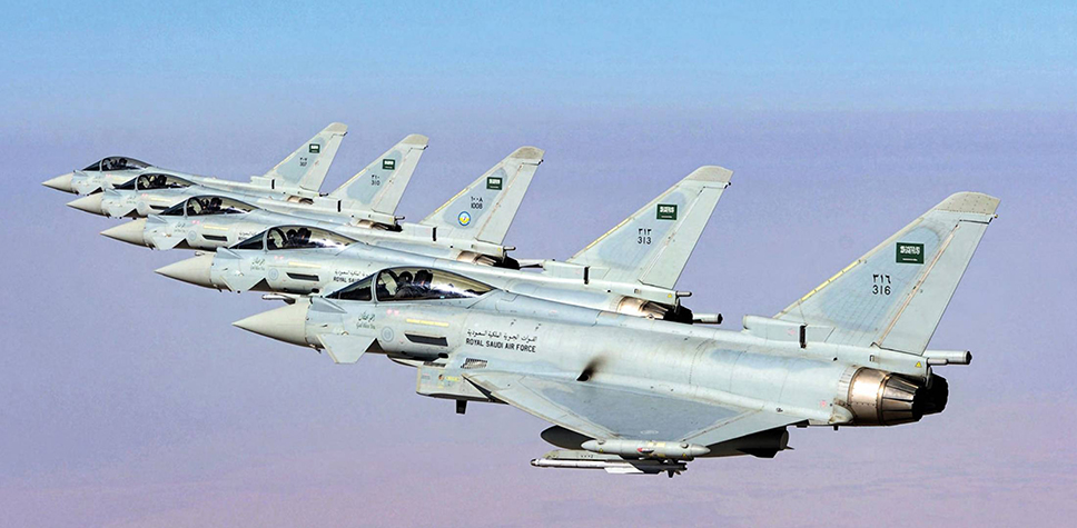 Escuadrilla de Eurofighter Typhoon Tranche II de la Fuerza Aérea de Arabia Saudita equipados con misiles aire-aire de corto alcance IRIS-T