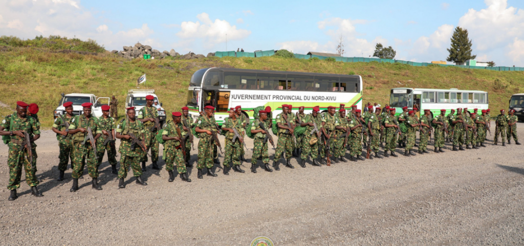 Tropas de Burundi se preparan para su despliegue en la República Democrática del Congo en el marco de la Fuerza de Estabilización de la Comunidad de África del Este, marzo 2023. Fuente - EAC Weekly Highlights, 05/03/2023.