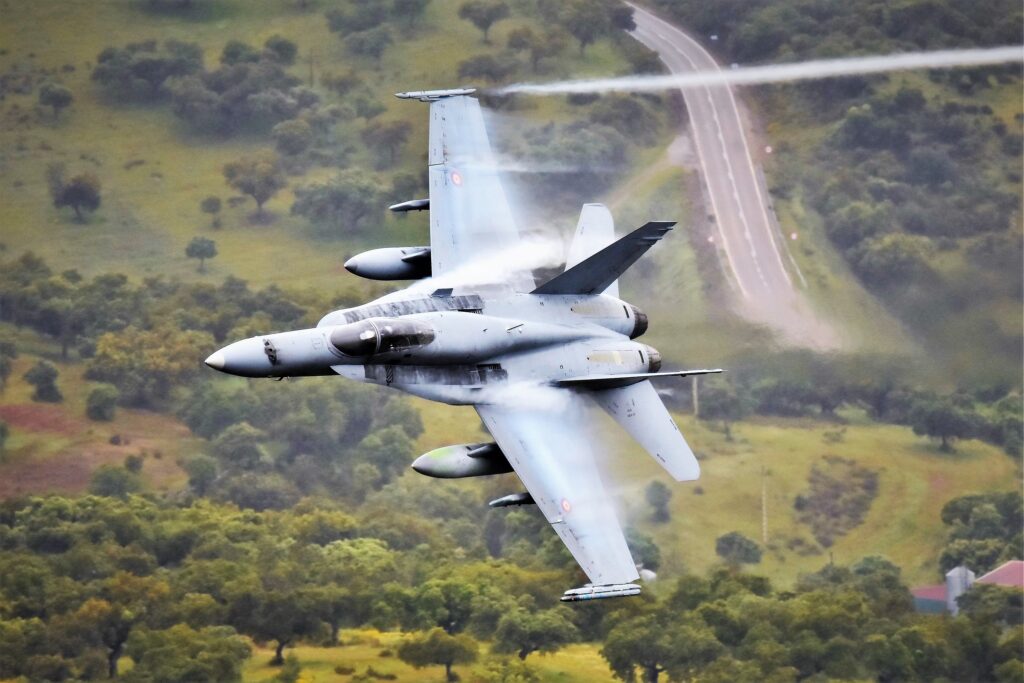 C.15 del Ejército del Aire fotografiado por Jorge Andrés Magai Seibt, en una imagen que ha sido galardonada con el Premio a la Mejor Fotografía 2022 concedido por el Ejército del Aire y del Espacio. Autor - Jorge Andrés Magai Seibt